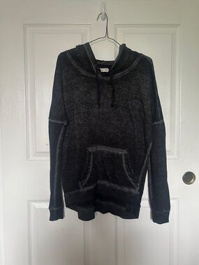 Hollister women’s Washed Black Crewneck Hoodie Sweatshirt